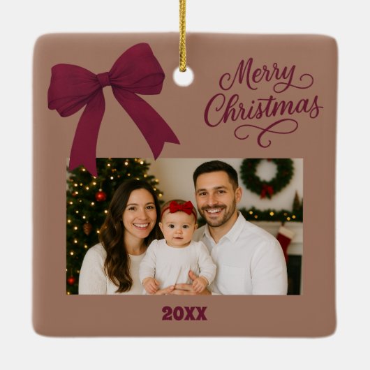 Mocha bordeauxrode boog kerstfoto keramisch ornament (Achterkant)