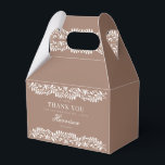 Mocha Bruine Talavera Tegel Fiesta Bruilofts desse Bedankdoosjes<br><div class="desc">Iedereen houdt van een feestje! Deze verzameling is een verbluffende mix van elegantie en cultureel erfgoed, geïnspireerd door de traditionele Mexicaanse Talavera-tegelpatronen. De aardse mokkabruine terracotta bloemenrand straalt verfijning en een vleugje feestelijke charme uit, waardoor het perfect is voor uw Spaanse of Mexicaans geïnspireerde viering. Of u nu een groot...</div>