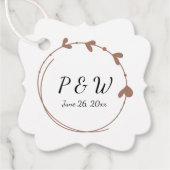 Mocha Eenvoudige Hart Krans Monogram Huwelijk Bedankjes Labels (Voorkant)