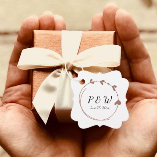 Mocha Eenvoudige Hart Krans Monogram Huwelijk Bedankjes Labels