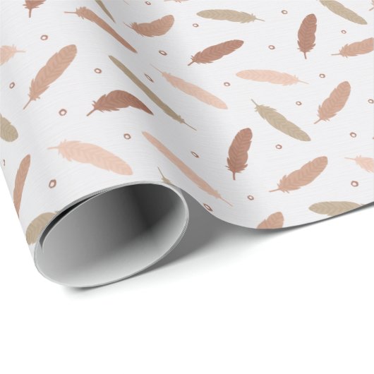 Mocha Mousse Feathers Cadeaupapier (Rol Hoek)
