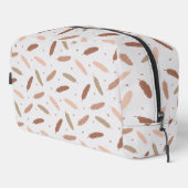 Mocha Mousse Feathers Toiletry Bag Toilettasje (Rechterhoek)