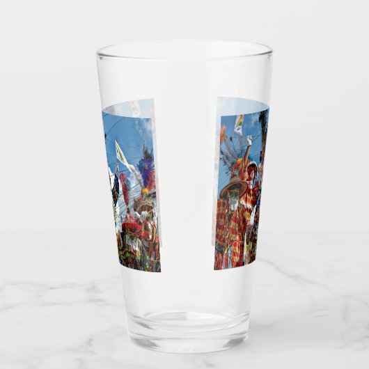 Mocko Jumbies USVI Glas (Rechts)