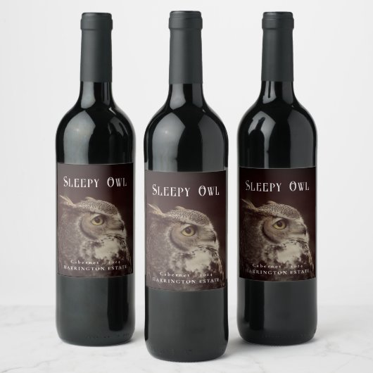 Mockup Sleepy Owl Custom Wijn Labels Etiket (Flessen)