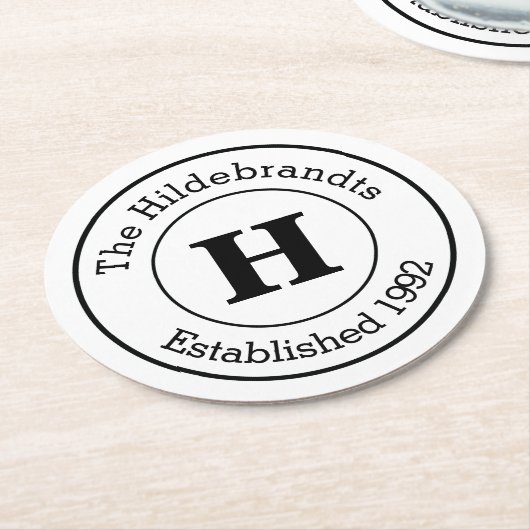 Mod Black en White Custom Monogram Family Ronde Kartonnen Onderzetter (Gebogen)