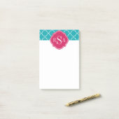 Mod Bright Blue Trellis Pink Monogram Post-it® Notes (Op bureau)
