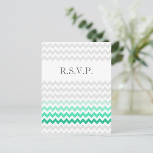 Mod chevron mint green Ombre bruiloft rsvp Uitnodiging Briefkaart (Staand voorkant)