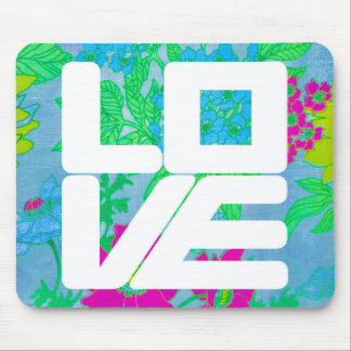 Mod LOVE Mousepad over Floral Muismat