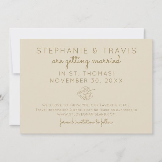 Mod Monstera Leaf Green en Tan Wedding Save The Date (Achterkant)