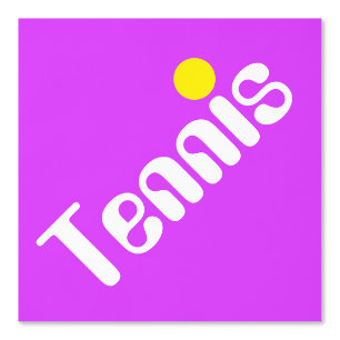 Mod Slant Wit Geel TENNIS Tekst op Helderroze Behang
