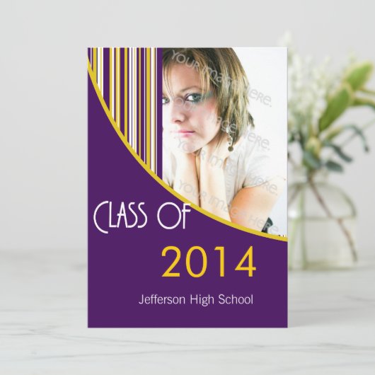 Mod Stripes Graduation Party nodigt Paars en goud  Kaart (Staand voorkant)