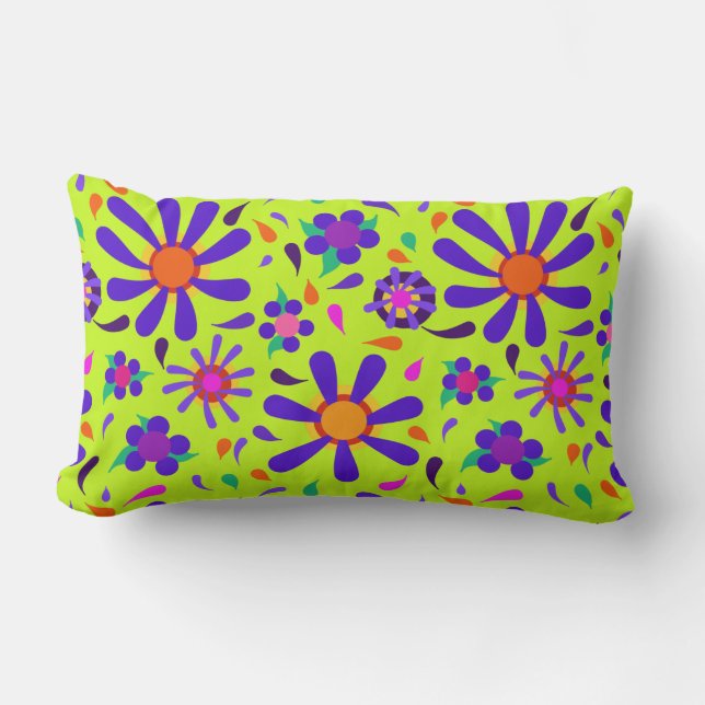 Mod Style Purple Flowers op Peridot Green Kussen (Voorkant)