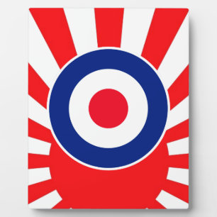 MOD Target Roundel over de crisis in Japan Fotoplaat