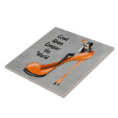 Mode diva in stiletto oranje tegeltje (Zijkant)