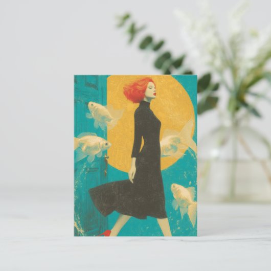 Mode en goudvis rood haar dame zwarte jurk briefkaart (Staand voorkant)