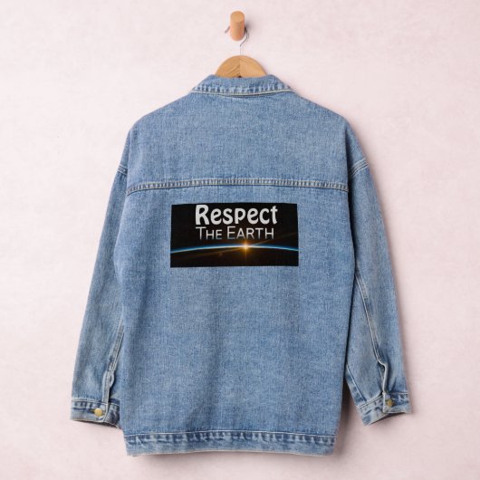 Mode met een Purpose Outside-World Style Denim Jacket (Hangar)