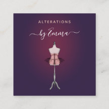 Mode Roos Gold Mannequin Burgundy Seamstress