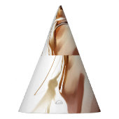 Mode: Stijlvol hedendaags portret. Feesthoedjes (Links)