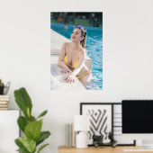 Model In Yellow Bikini Poster (Thuiskantoor)