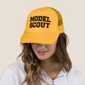 MODEL SCOUT TRUCKER PET (In situ)