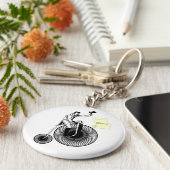 Model T Penny Farthing Classic Black and White Sleutelhanger (Zijkant)