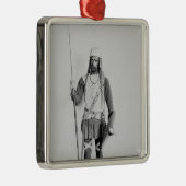 Model van een Frankisch krijger Metalen Ornament (Rechts)