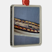 Model van een piratenschip, c.1810 metalen ornament (Rechts)