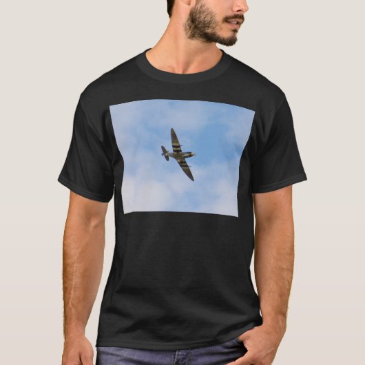 Model van Spitfire MK IX MK923 T-shirt (Voorkant)
