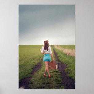Model "Vrouwen en weers" op een vuile wegfotografi Poster