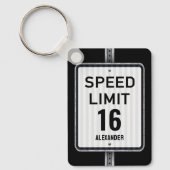 Modern 16e Verjaardag Maximumsnelheid Bord Sleutelhanger (Voorkant)