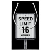 Modern 16th Birthday Speed Sign Klein Cadeauzakje (Achterkant)
