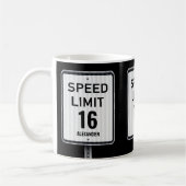 Modern 16th Birthday Speed Sign Koffiemok (Links)