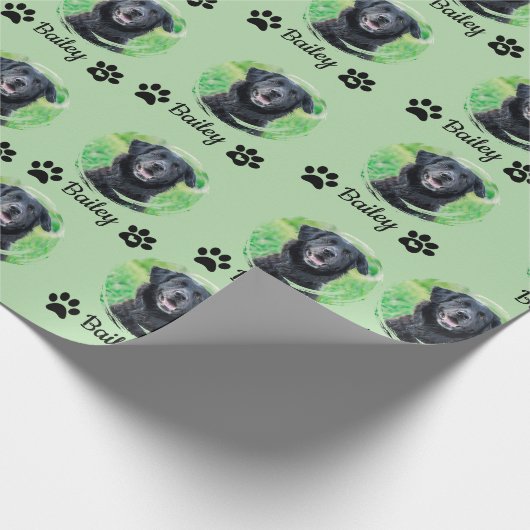 Modern 1 Pet Paw Print foto naam Groen Cadeaupapier (Hoek)