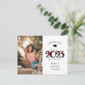 Modern 2023 School Kleuren Rood Foto Afstuderen Bedankkaart (Staand voorkant)