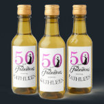 Modern 50 Fabulous Custom Name 50th Birthday Pink Wijn Etiket<br><div class="desc">Vier het draaien 50 in stijl met dit elegante 50ste verjaardagswijnlabel dat u kunt aanpassen met jouw naam. De tekst 50 and fabulous is in het warm roze en zwart met dansend silhouet en beschikt over chique scriptkalligrafie en moderne typografie. Voeg gewoon jouw naam toe en uw 50e verjaardagsfeestgeschenk wijnlabels...</div>