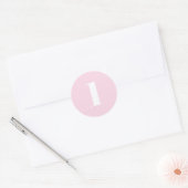 Modern aangepast nummer, datum, lichtroze ronde sticker (Envelop)