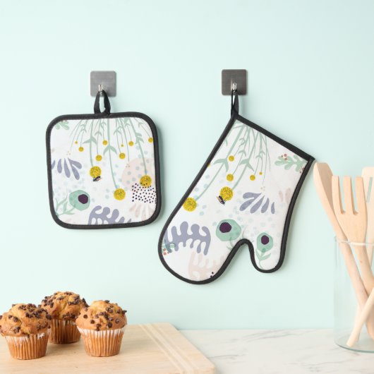 Modern Abstract Botanical Yellow Billy Button Ovenwant & Pannenlap Set (Insitu(Ophanging))