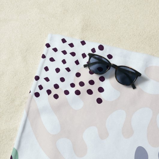 Modern Abstract Botanical Yellow Billy Button Strandlaken (In situ)