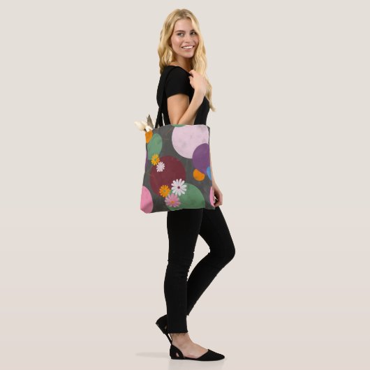 Modern Abstract Floral Circles Tote Bag (Op model)