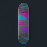 Modern Abstract geometrisch stijlvol patroon Persoonlijk Skateboard<br><div class="desc">Dit moderne ontwerp heeft een geometrisch patroon in grijs,  blauwgroen,  roze en paarse kleuren #grijs #roze #paarsste blauwgroen #meisjesachtig #geometrisch #geometrisch #abstract #customgifts #custom #christmas #birthday #feestdagen #kerstcadeaus #kerstcadeaus #kerstcadeaus #mannelijk #vrouwelijk #vrouwelijk #meisjesachtig #stijlvol #trendy #sport #outdoor #schaats #skater #skateboard #skateboards #skateboarden #leuk #cool #custom #kerstmis #verjaardag #giftsforhim #giftsforher</div>