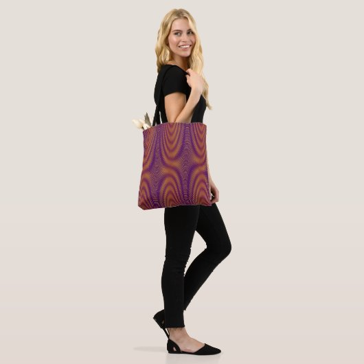 Modern Abstract Moiré-effect Paars Goud Leuke Koel Tote Bag (Op model)