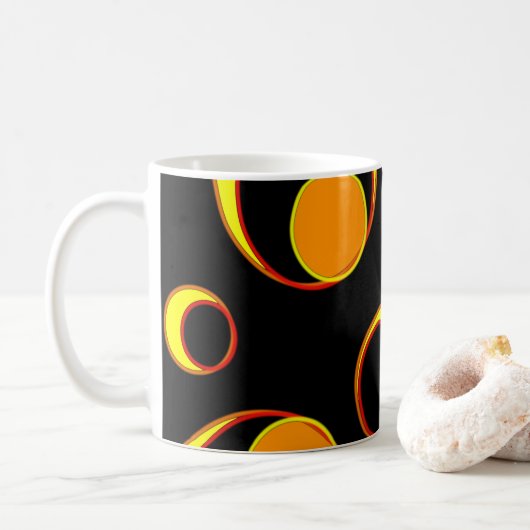 Modern abstract ontwerp, gele cirkels op zwart koffiemok (Met donut)