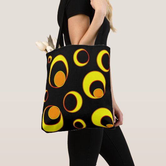 Modern abstract ontwerp, gele cirkels op zwart tote bag (Dichtbij)