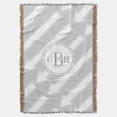 Modern Abstract Pijl Grijs Monogram Patroon Deken (Voorkant Verticaal)
