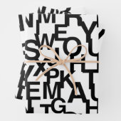 Modern, abstract, rommelig patroon met letters inpakpapier vel (In situ)