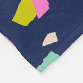 Modern Abstract Terrazzo Pattern in Blue Fleece Deken (Hoek)
