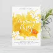 Modern abstract waterverf geel verjaardagsfeestje kaart (Staand voorkant)
