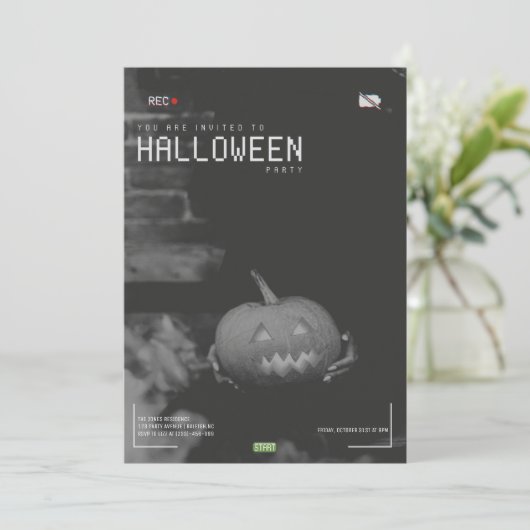 Modern Adult Halloween Party Uitnodiging (Staand voorkant)