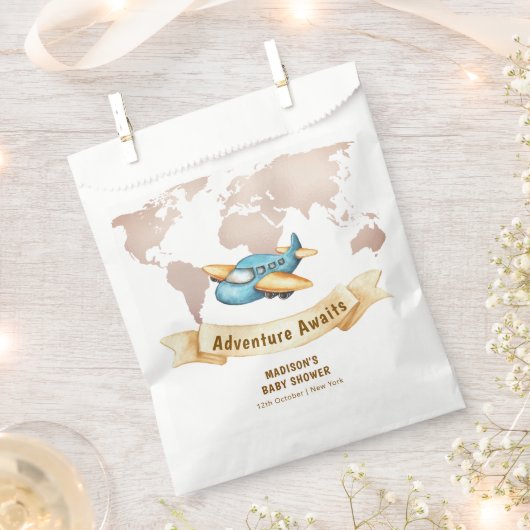 Modern Adventure World Map Airplane Baby Shower Bedankzakje (Geknipt)