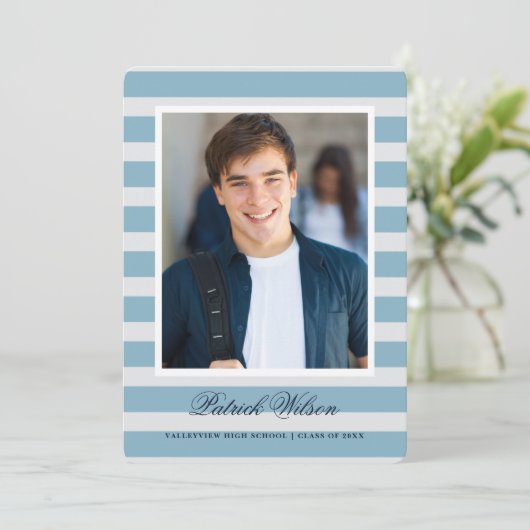 Modern Afstudeerder afstuderen aankondigingskaart Aankondiging (Staand voorkant)
